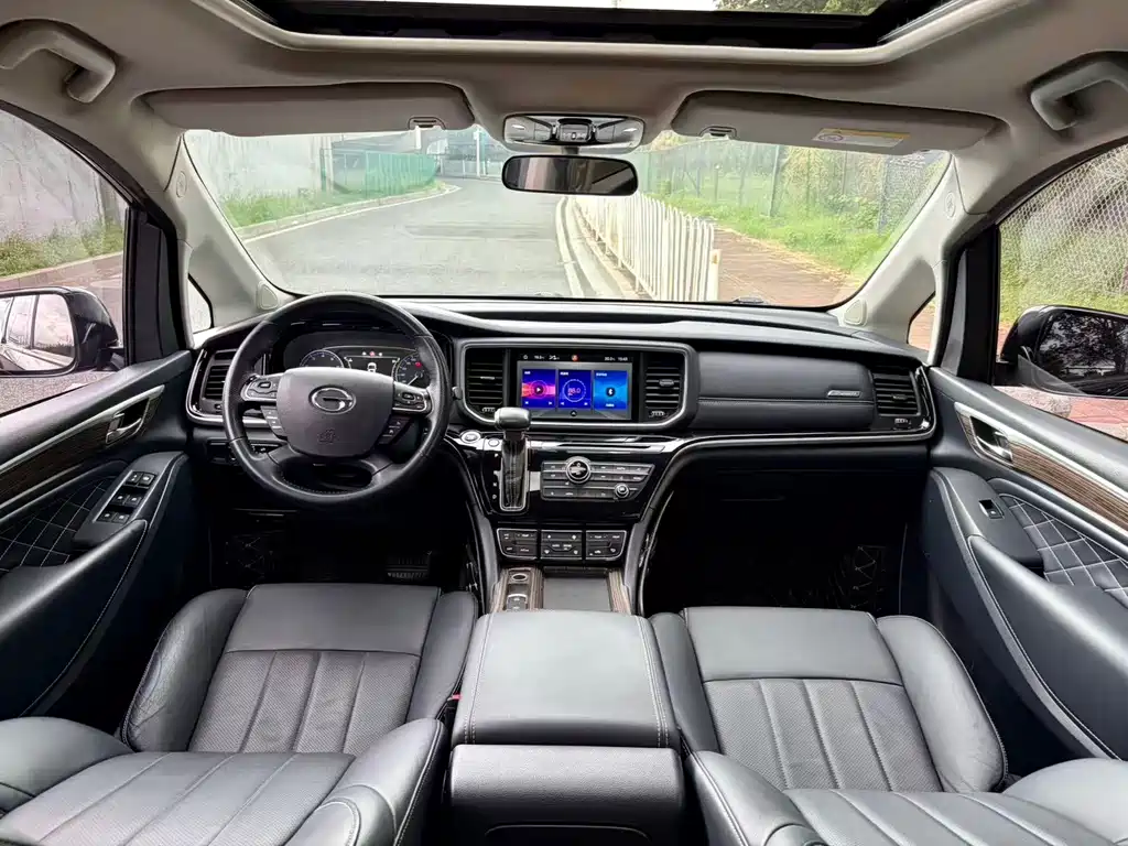 GAC Trumpchi M8 2020 — фото 19