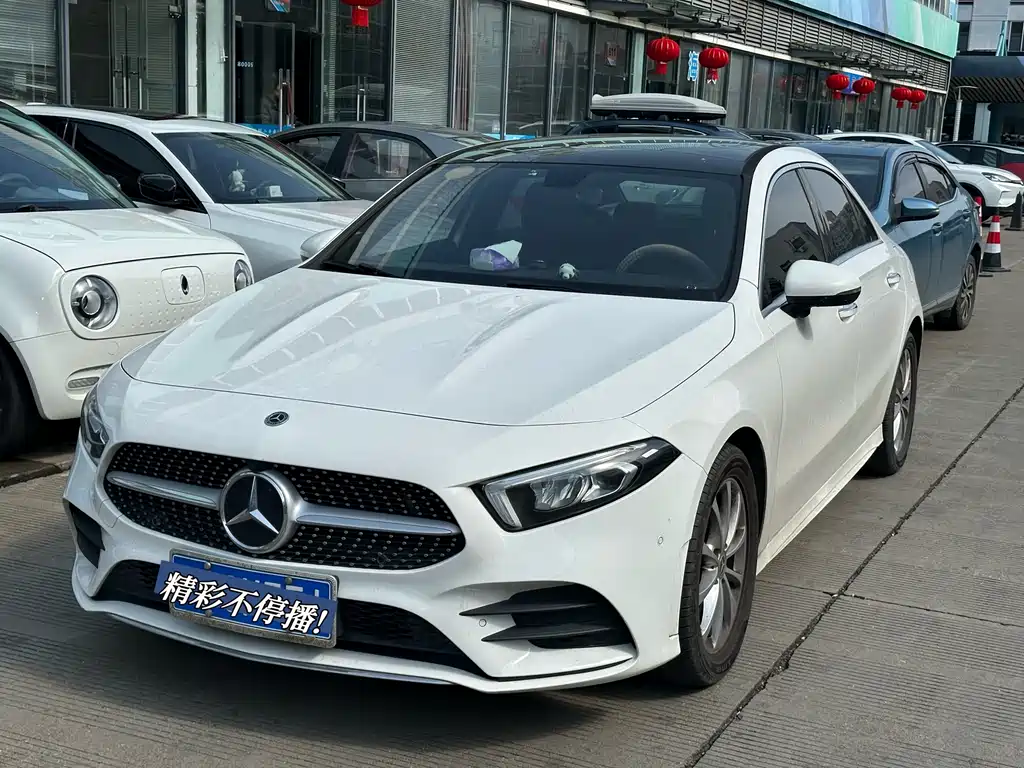 Mercedes-Benz A-Class 2021 — фото 1