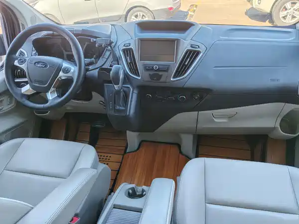 Ford Tourneo 2021