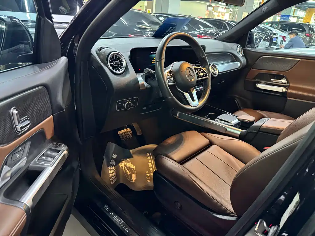 Mercedes-Benz GLB 2022
