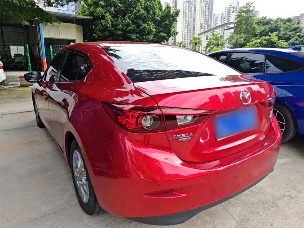 Mazda 3 Axela 2018 — фото 5