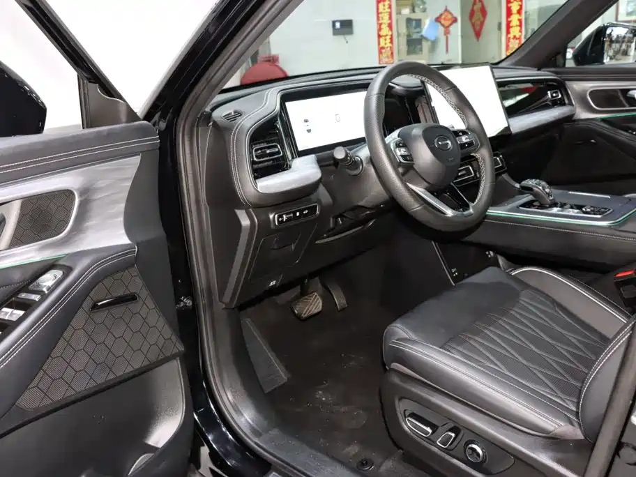 GAC Trumpchi GS8 2025 — фото 8