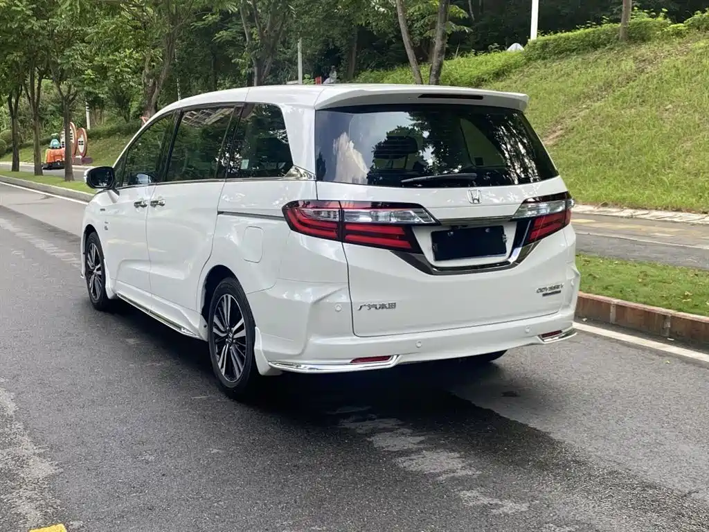 Honda Odyssey 2021 — фото 15