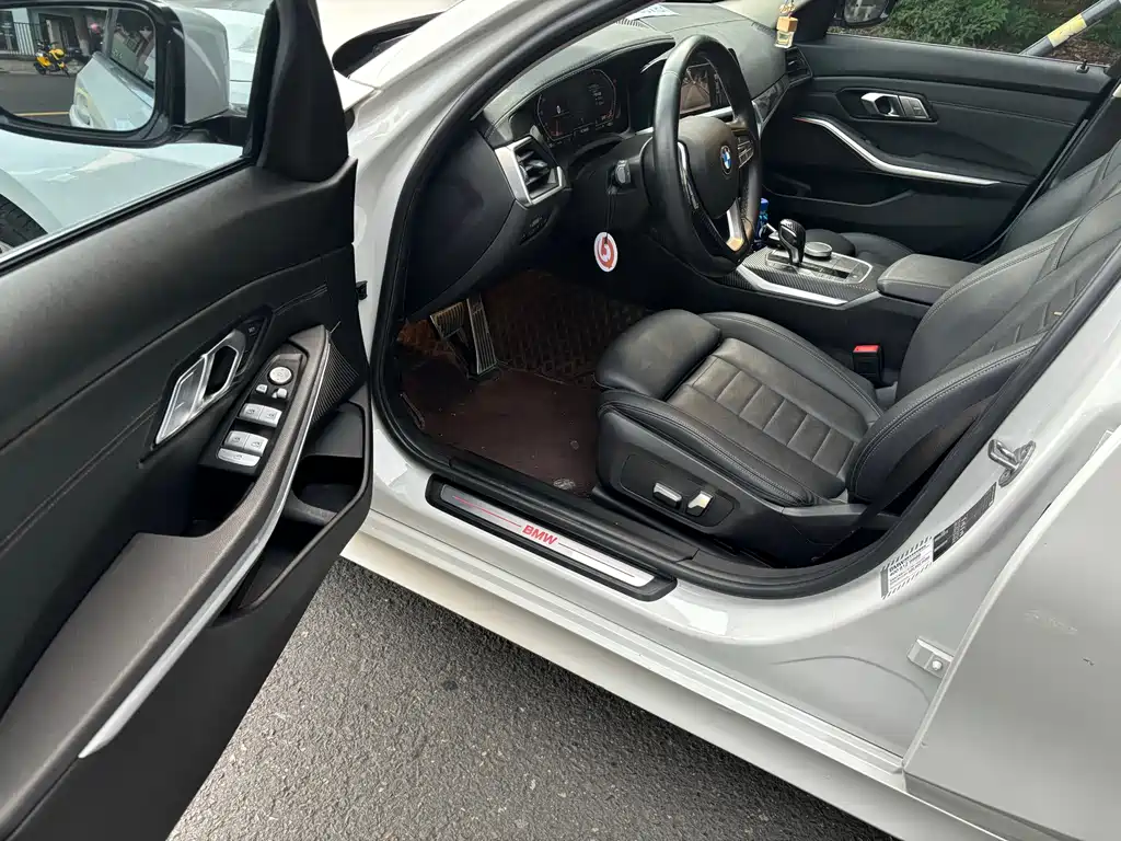 BMW 3 Series 2020