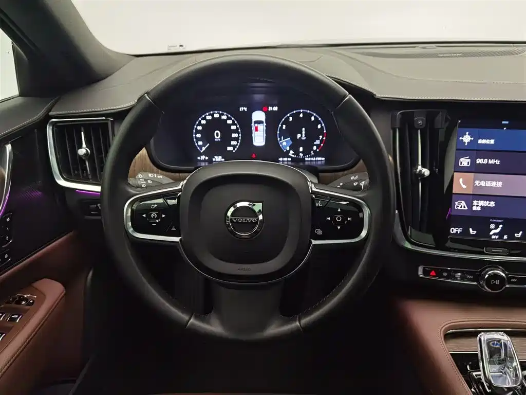 Volvo S90 2021 — фото 11