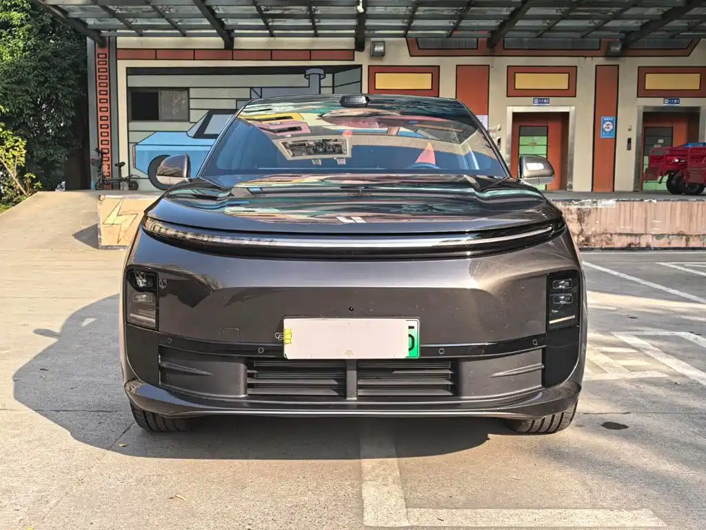 Li Auto L6 2025 — фото 2