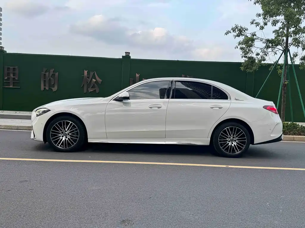 Mercedes-Benz C-Class 2021 — фото 17