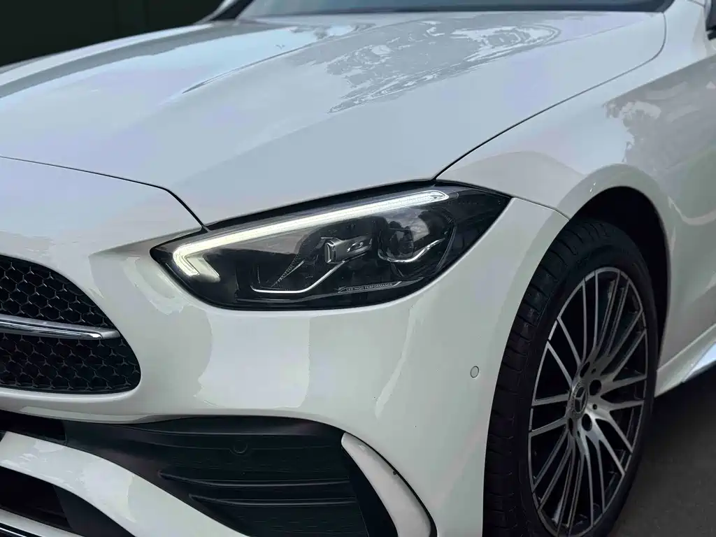 Mercedes-Benz C-Class 2021