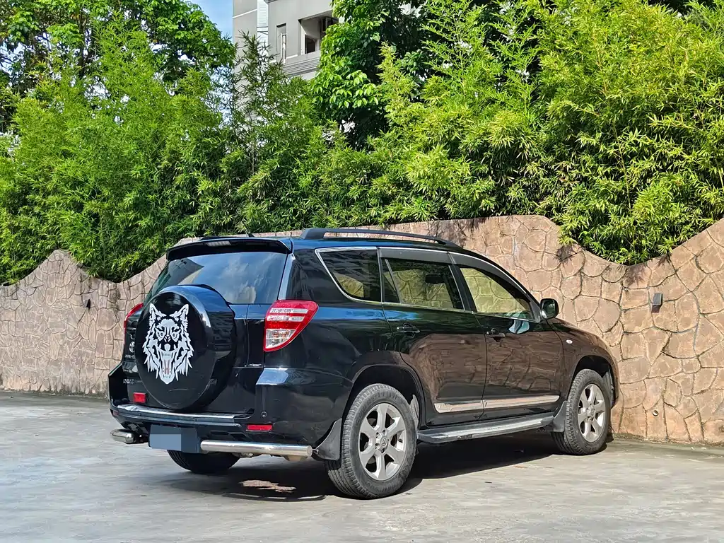 Toyota RAV4 2013