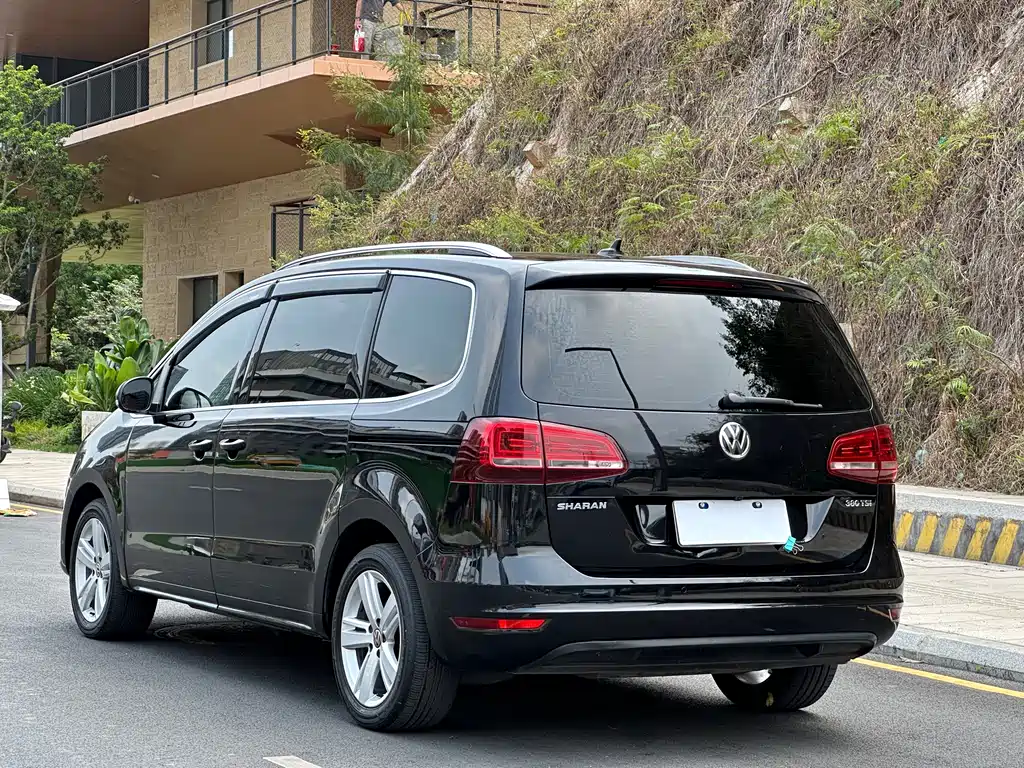 Volkswagen Sharan 2018 — фото 14