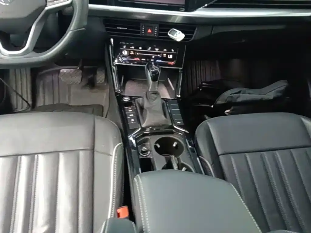 Volkswagen Passat 2023