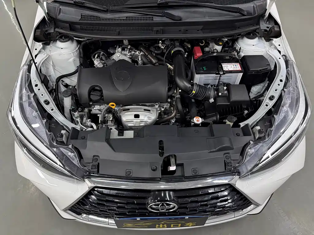 Toyota Yaris L 2022 — фото 14