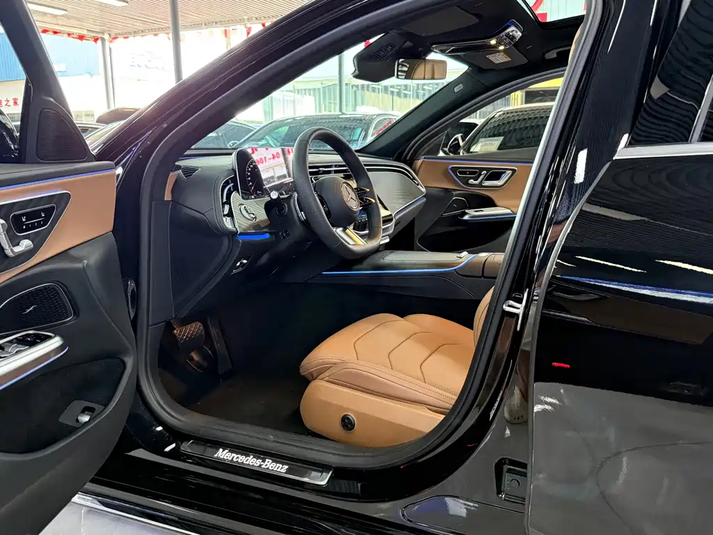 Mercedes-Benz E-Class 2025