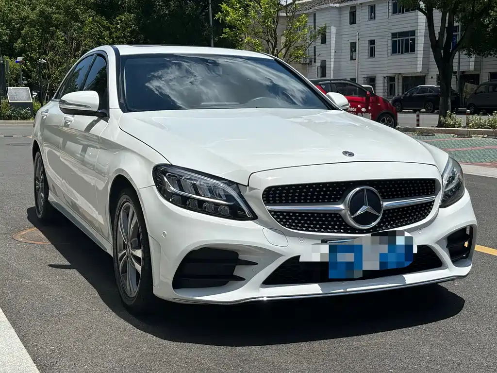 Mercedes-Benz C-Class 2019