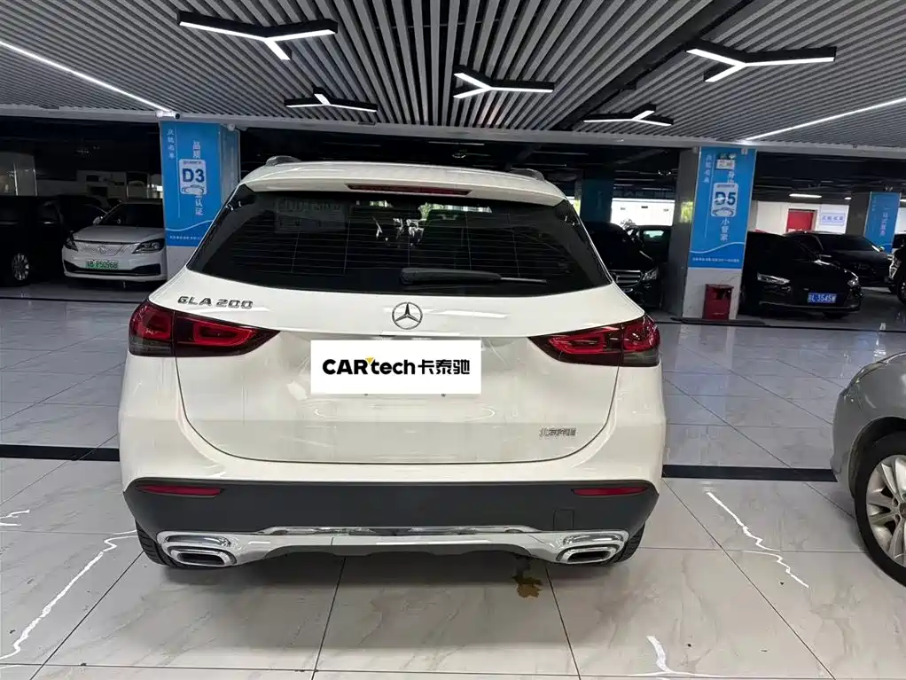 Mercedes-Benz GLA 2023 — фото 9