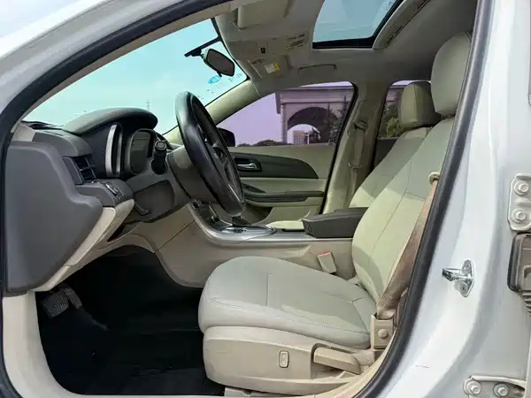 Chevrolet Malibu 2012