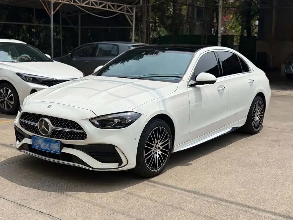 Mercedes-Benz C-Class 2023 — фото 1