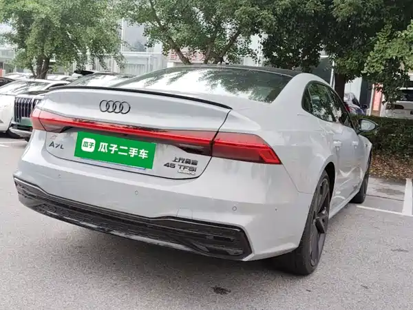 Audi A7L 2025