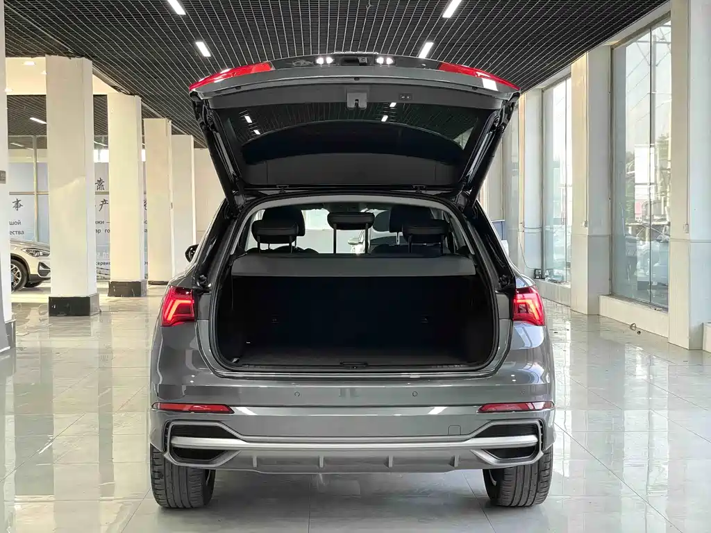 Audi Q3 2022 — фото 17