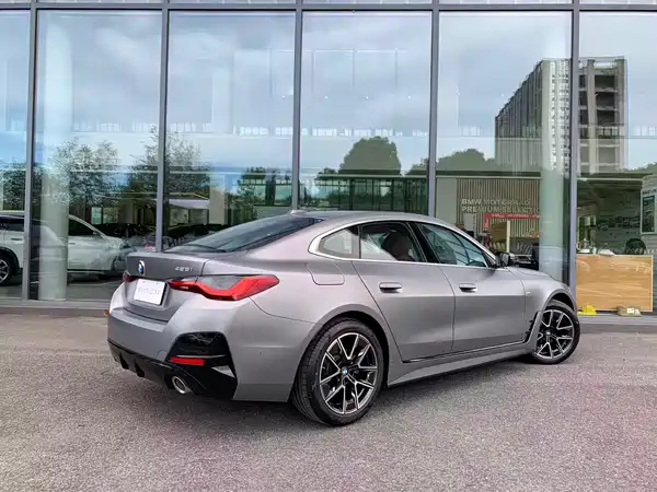 BMW 4 Series 2025