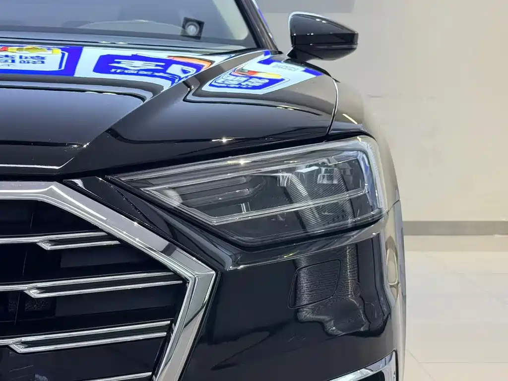 Audi A8 2021