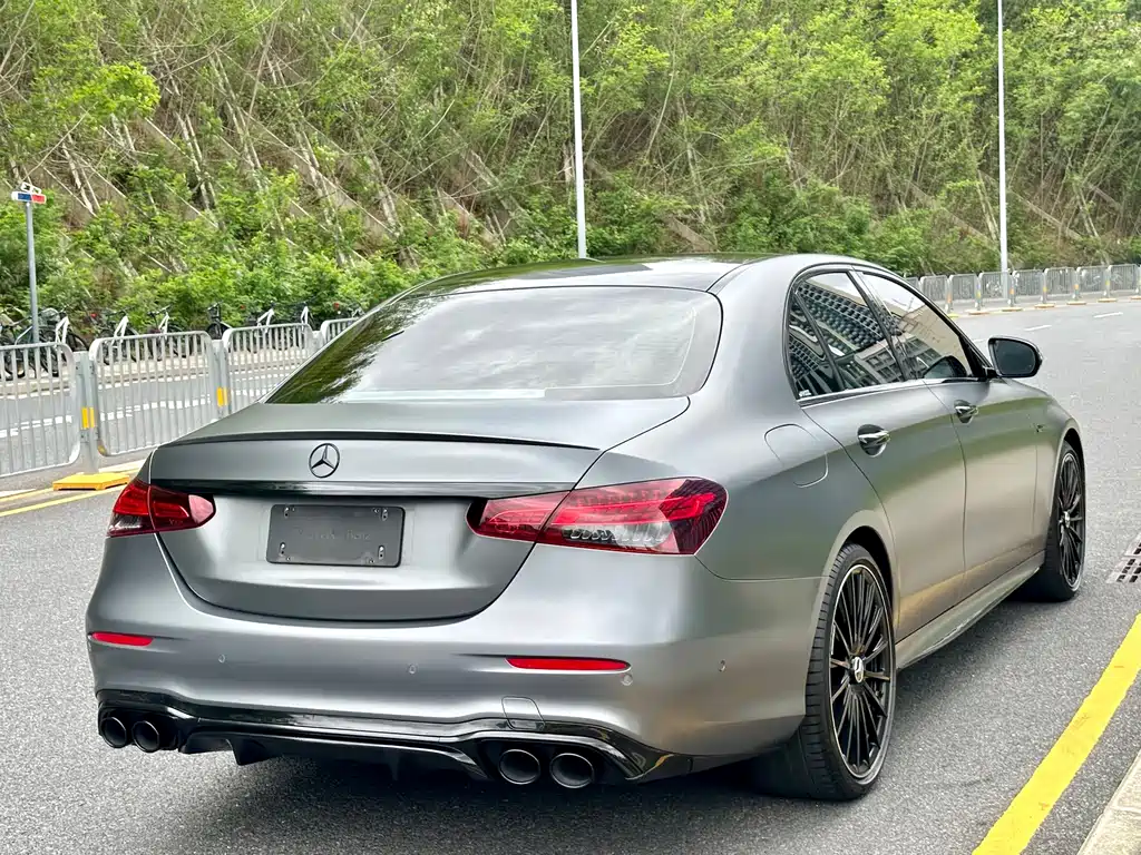 Mercedes-Benz E-Class AMG 2022 — фото 23