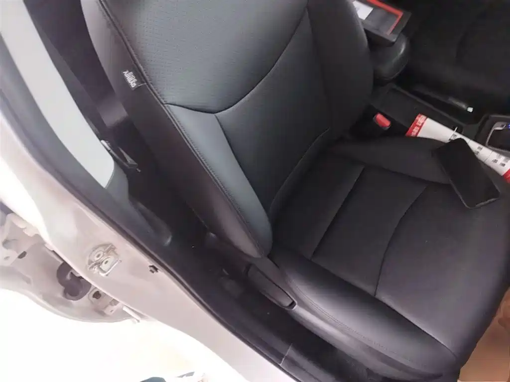 Hyundai Elantra Langdong 2016 — фото 25