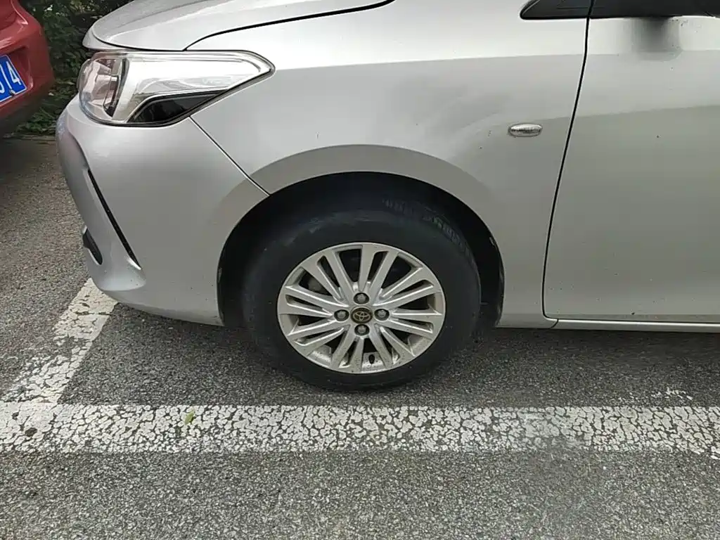 Toyota Vios 2017 — фото 23