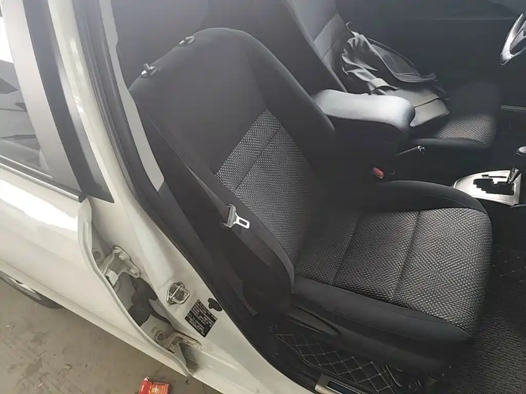 Toyota Vios 2019 — фото 25