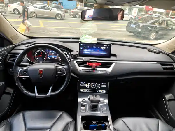 Hongqi H5 2021