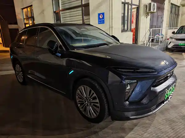 NIO ES6 2020