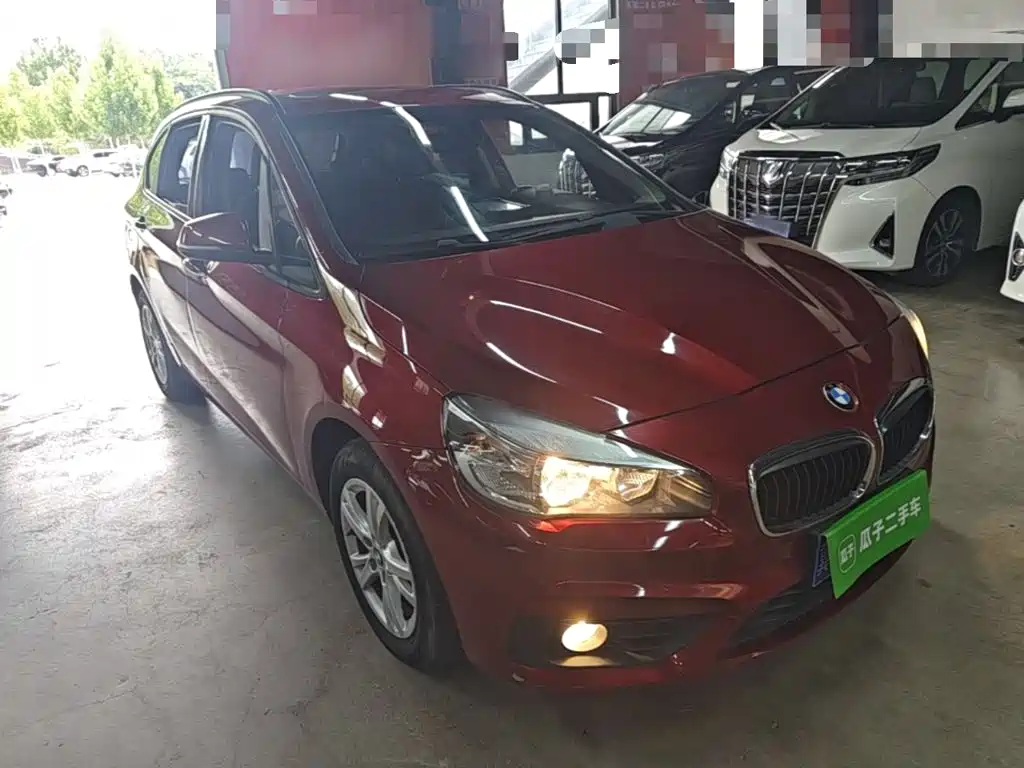 BMW 2 Series Wagon 2015 — фото 4