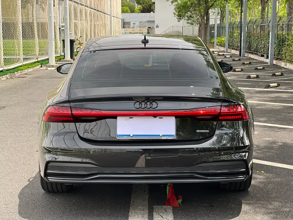 Audi A7 2024 — фото 5