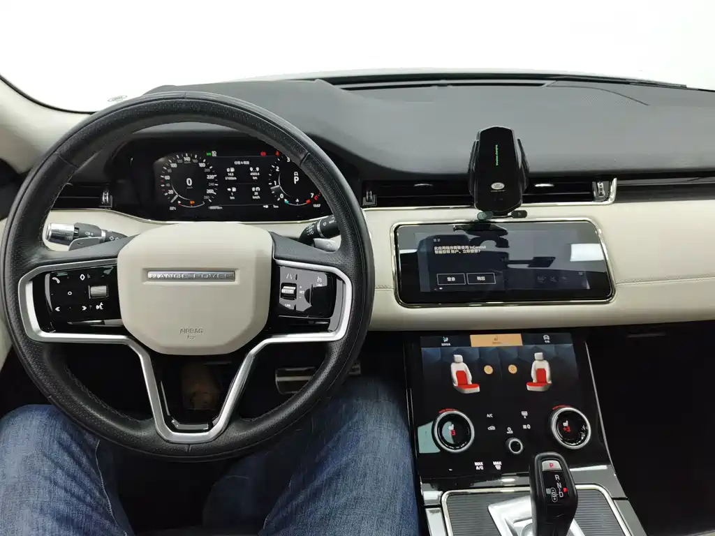 Land Rover Range Rover Evoque 2022 — фото 11