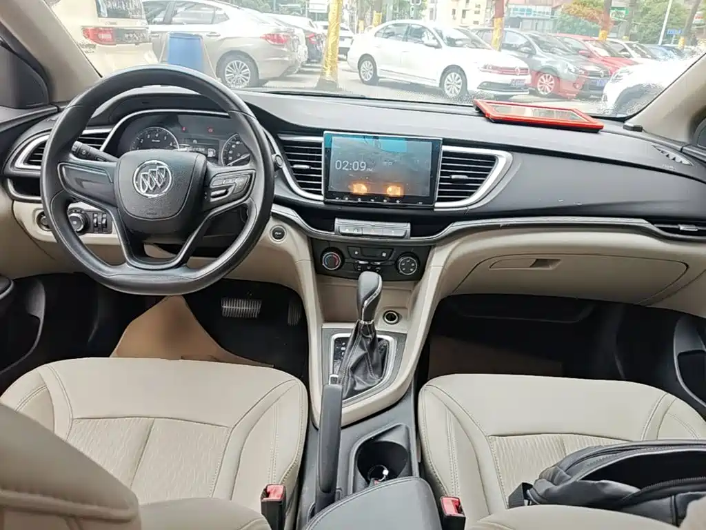 Buick Excelle 2016 — фото 10