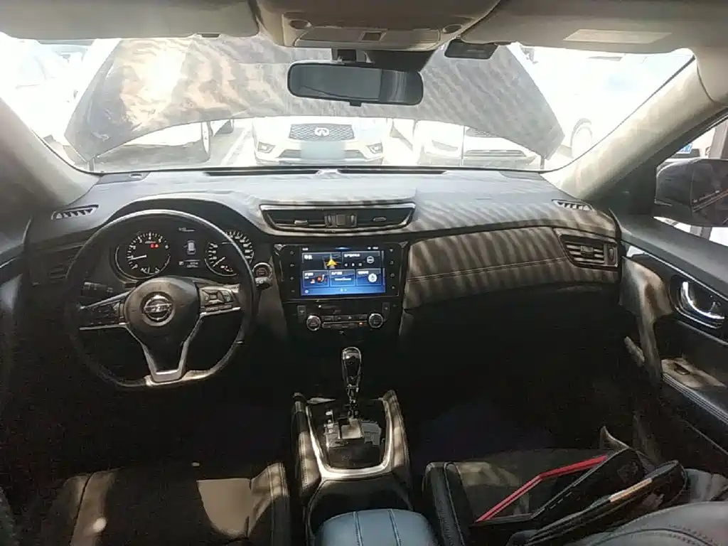 Nissan X-Trail 2020 — фото 6