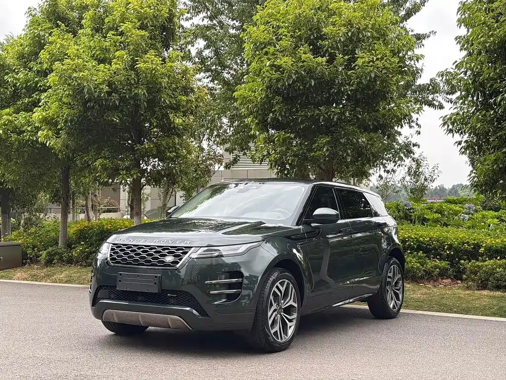 Land Rover Range Rover Evoque 2023 — фото 1