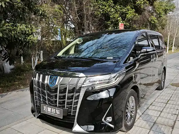 Toyota Alphard 2021