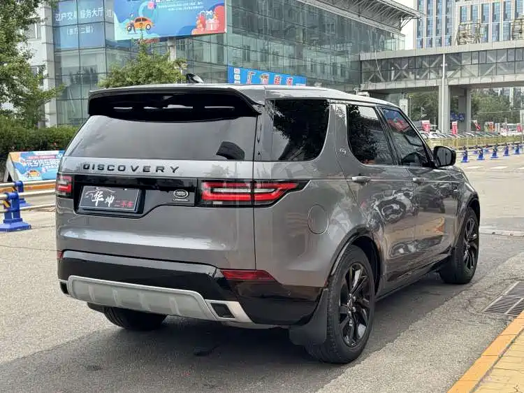 Land Rover Discovery 2020 — фото 2