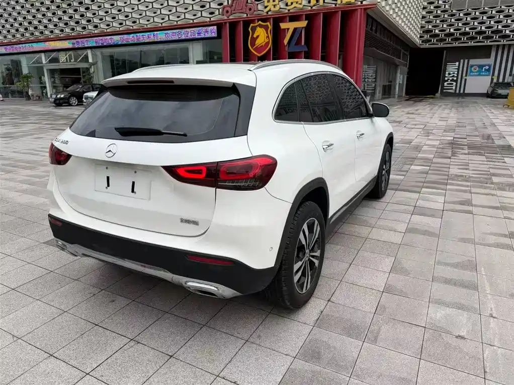 Mercedes-Benz GLA 2021 — фото 9