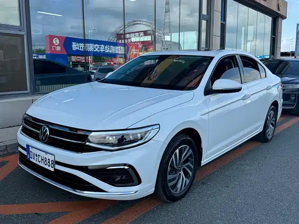 Volkswagen Bora 2023