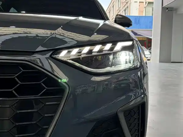 Audi A4L 2022