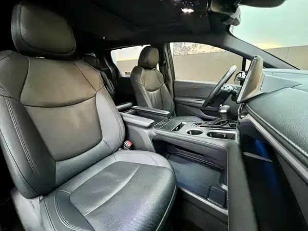 Toyota Sienna 2021