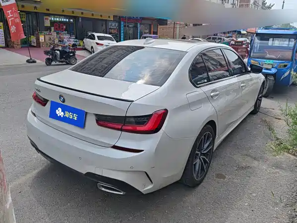 BMW 3 Series 2021