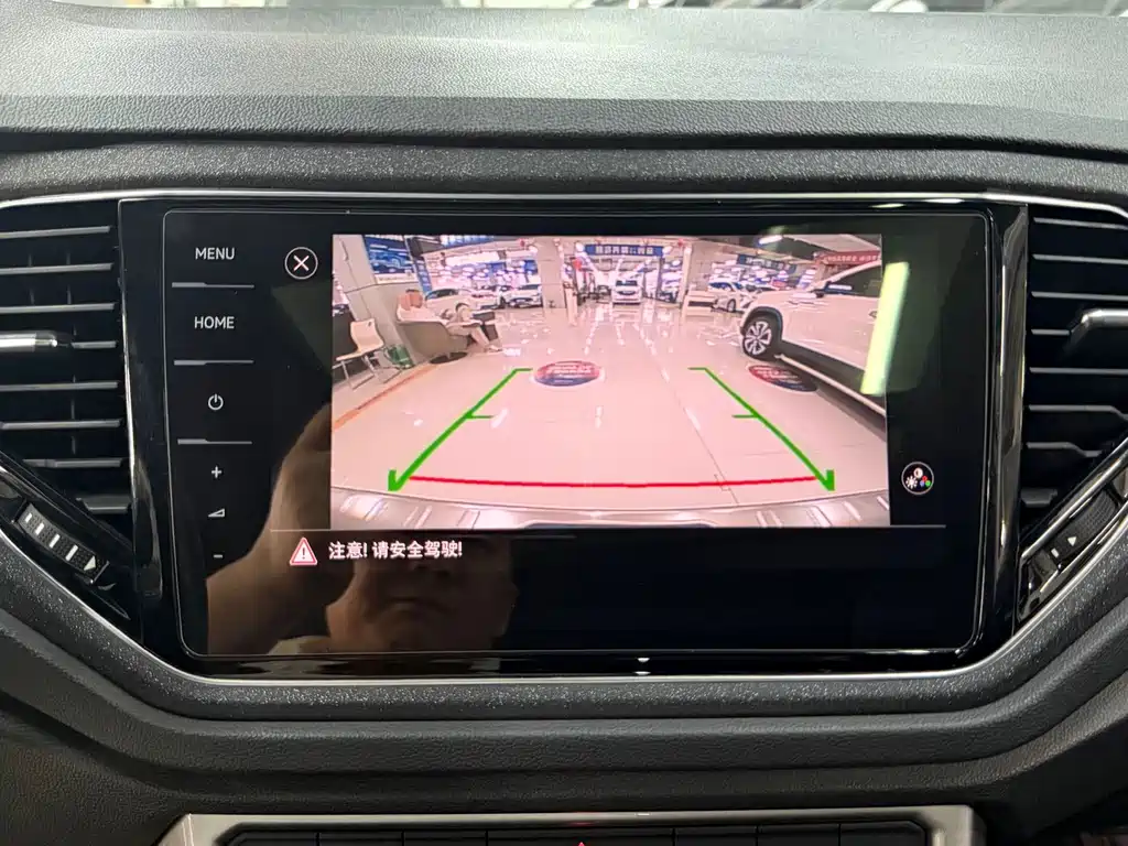 Volkswagen T-Roc 2022 — фото 9