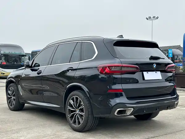 BMW X5 2022