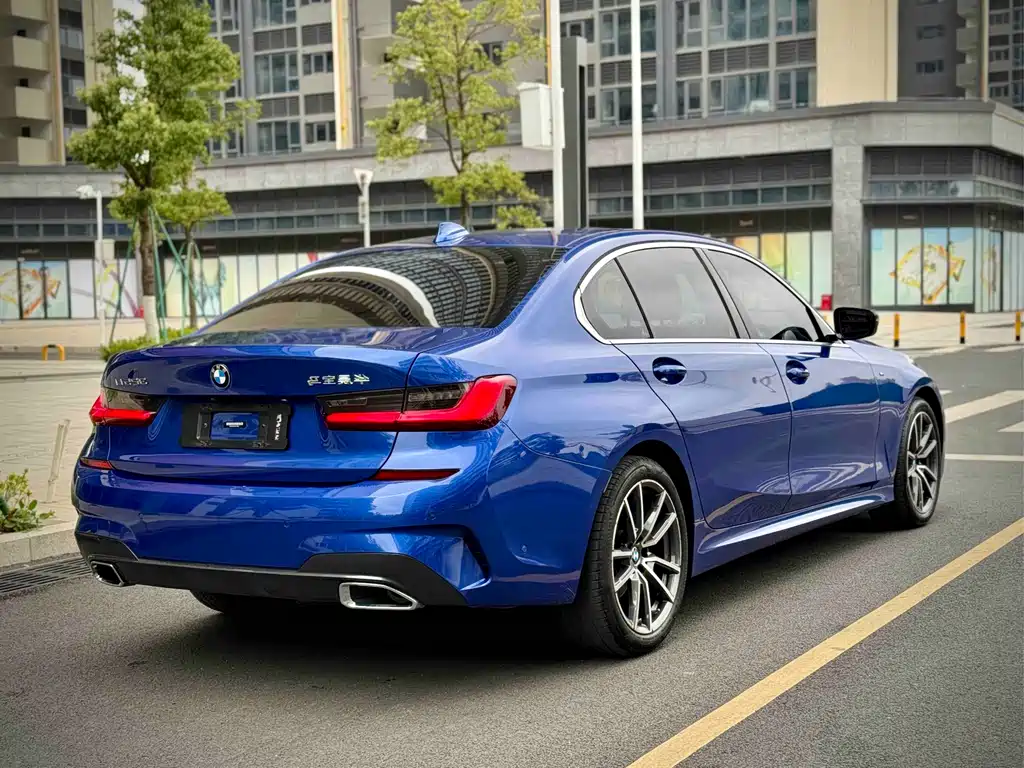 BMW 3 Series 2020 — фото 16