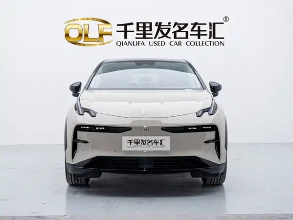Zeekr X 2024