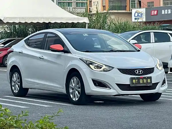 Hyundai Elantra Langdong 2017