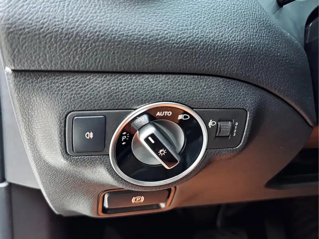 Mercedes-Benz CLA 2018 — фото 11